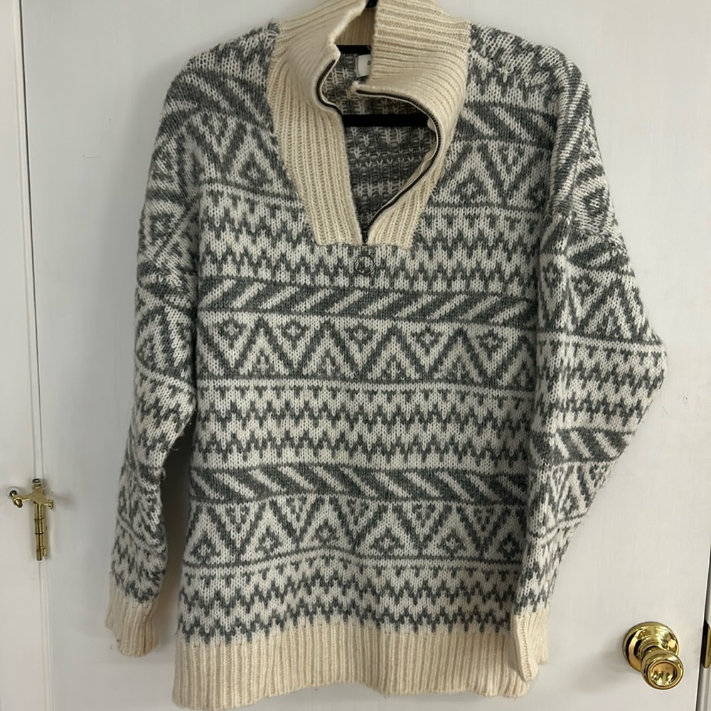 Aerie sweater